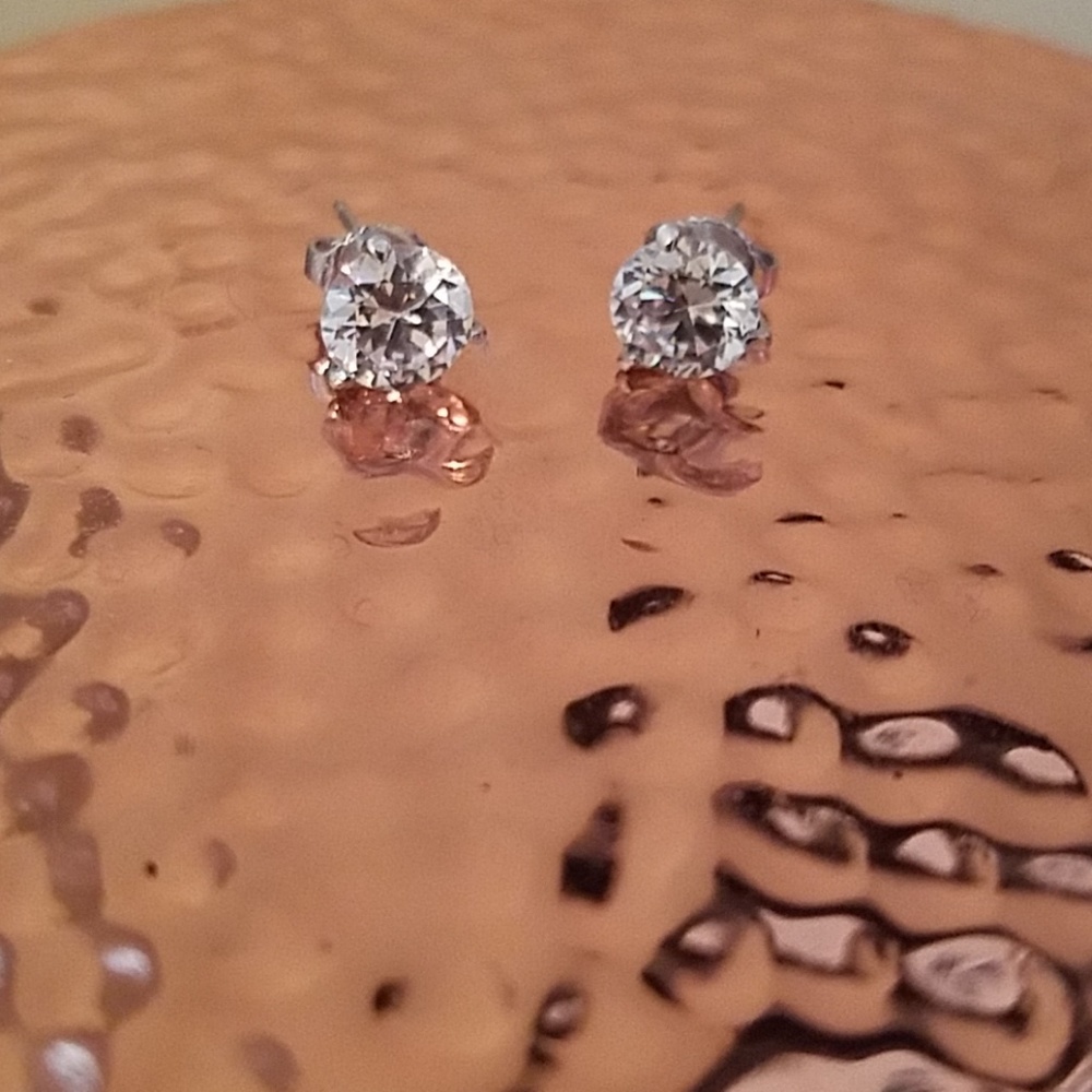 Crislu Sparkly CZ Earrings